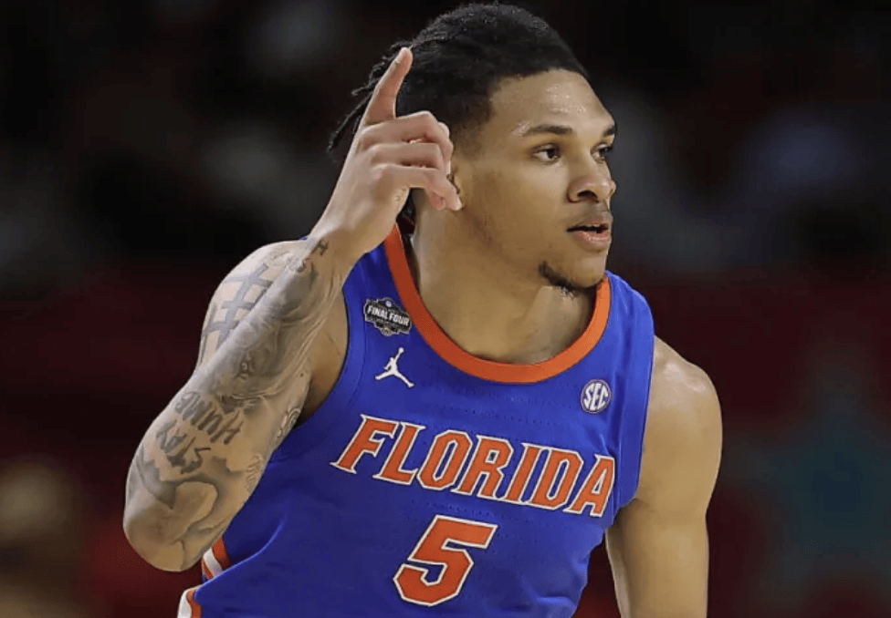 加时末段亚冠焦点战，达拉斯独行侠战术微调，目标明确，球队文化再被提及(末段爱情by丧心病狂的瓜皮笔趣阁未删减)