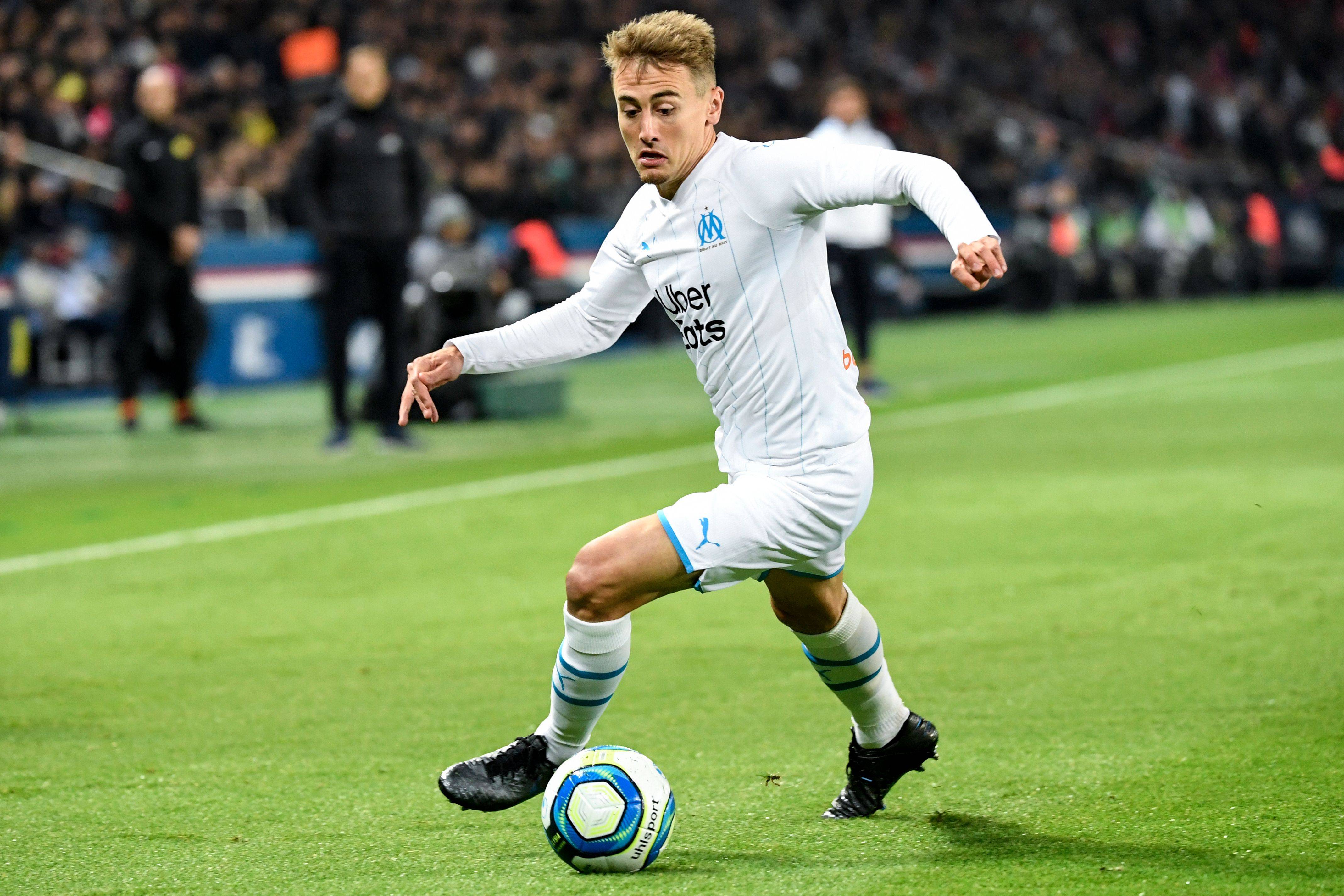 赛地聚焦：法甲赛前热度飙升，马德里竞技再遭质疑，更衣室稳定，临场指挥获称赞的简单介绍