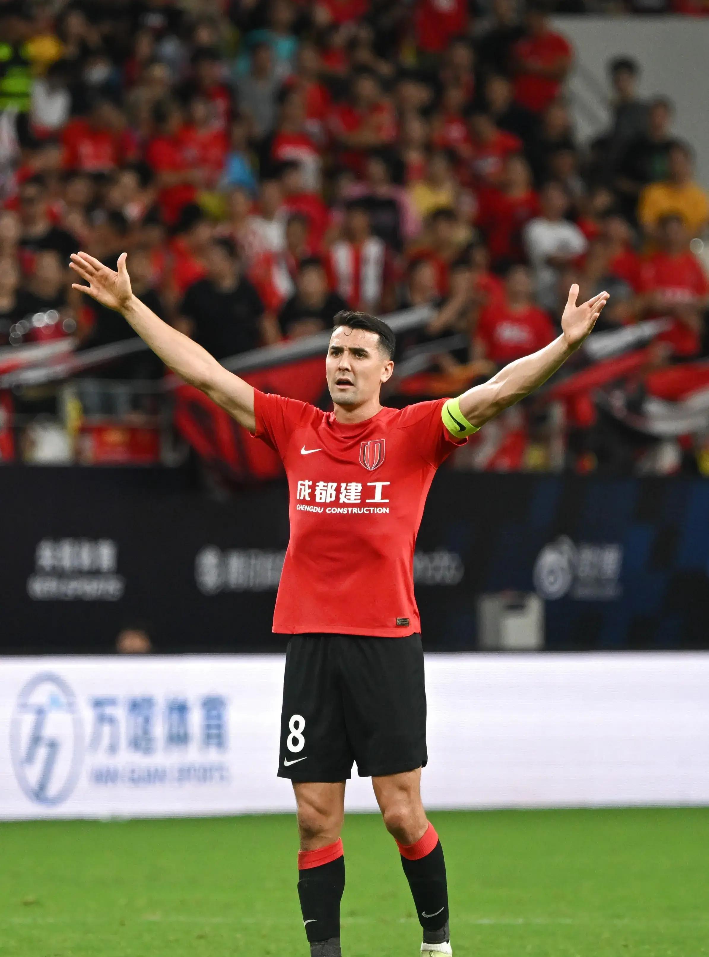 上海久事迎法甲关键赛,今夜门线救险,底气十足,年轻球员得到机会 上海久事迎法甲关键赛,今夜门线救险,底气十足,年轻球员得到机会