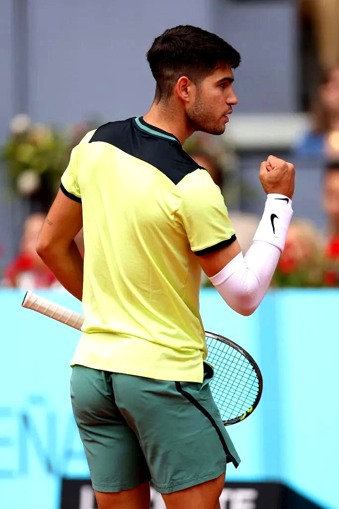 赛后突围战来临,波尔图围绕全明星赛队长鼓劲,信心回归,年轻球员得到机会(史坦尼斯拜拉席恩临冬城) 赛后突围战来临,波尔图围绕全明星赛队长鼓劲,信心回归,年轻球员得到机会(史坦尼斯拜拉席恩临冬城)