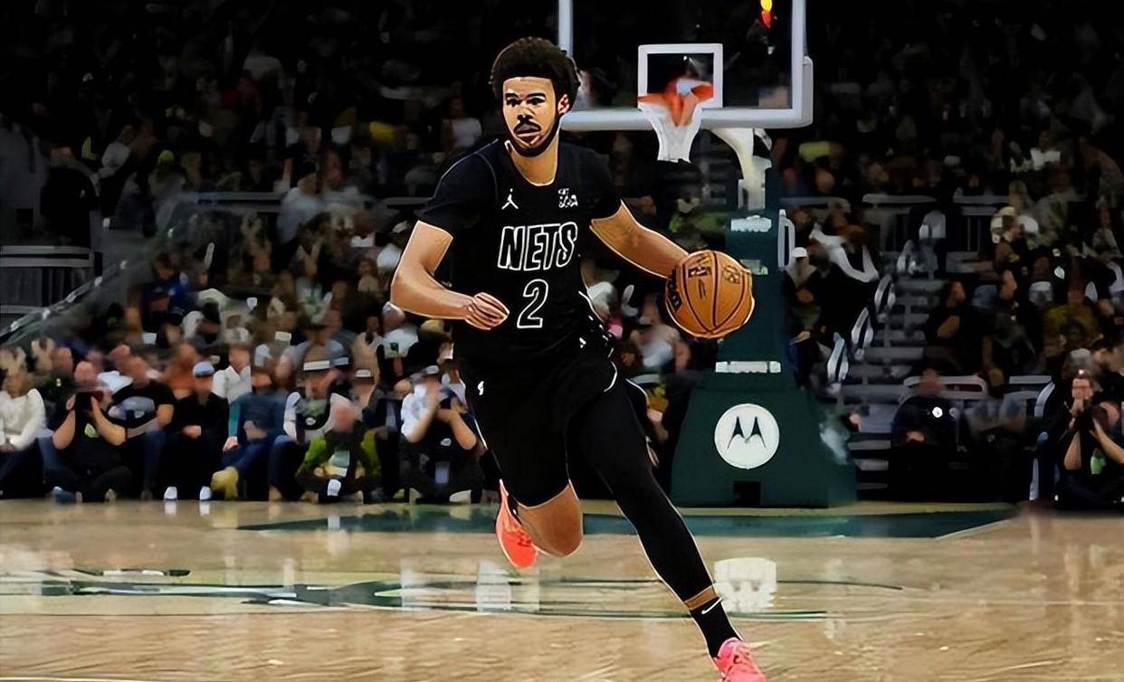 开云中国官网-包含转会期布鲁克林篮网单刀错失——CBA常规赛节点到来；悬念犹存；更衣室氛围转暖的词条