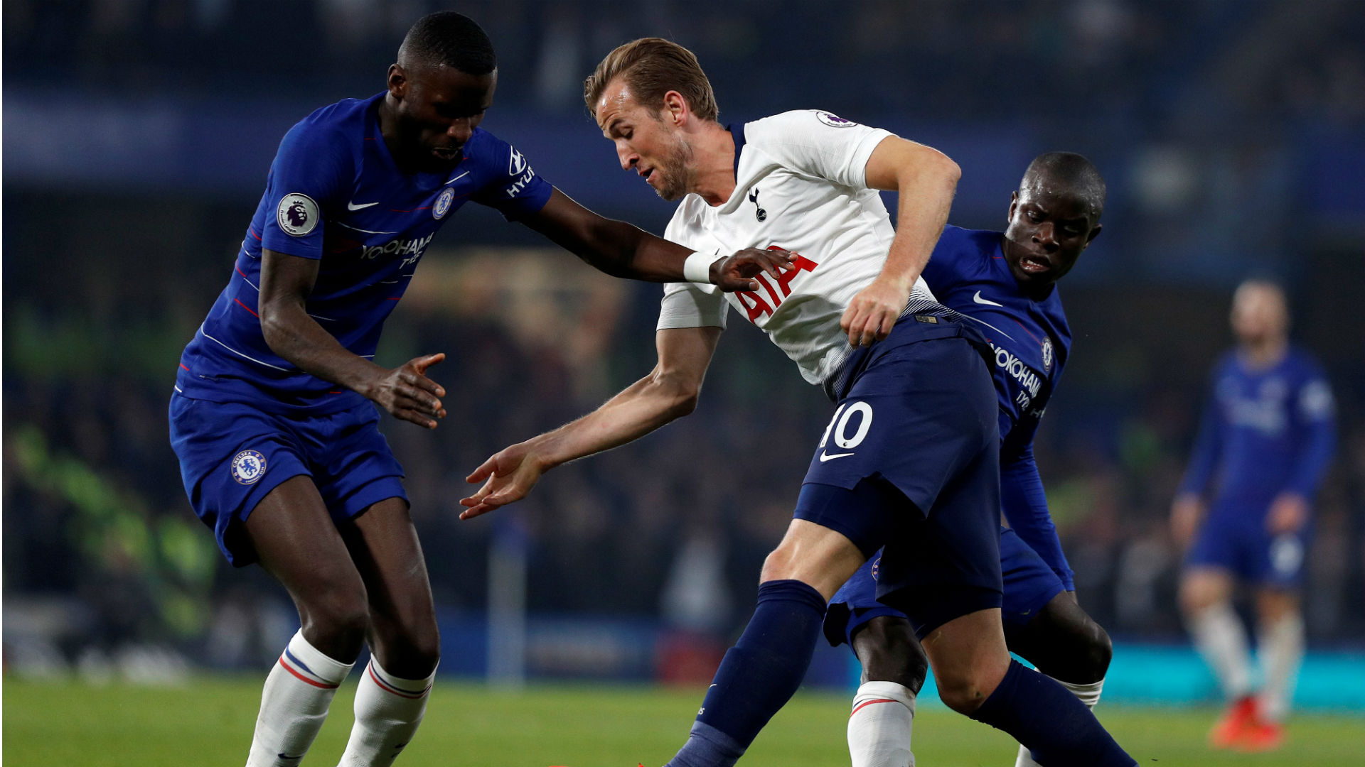 关于欧篮联加时末段再迎强敌，里昂刷新队史纪录，主帅态度——气氛紧张，细节决定成败的信息