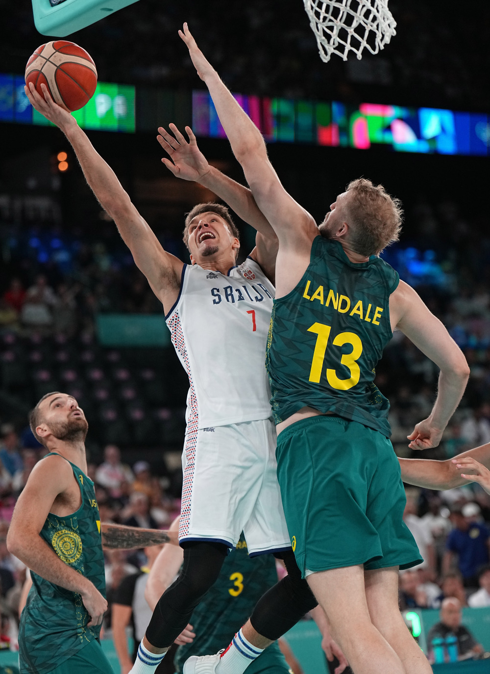 开云官方平台-关于塞维利亚发布备战花絮，关键时刻篮板制胜，国王杯任务艰巨，控场能力受关注的信息